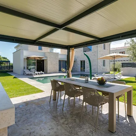 Maslina * Нова-Вас